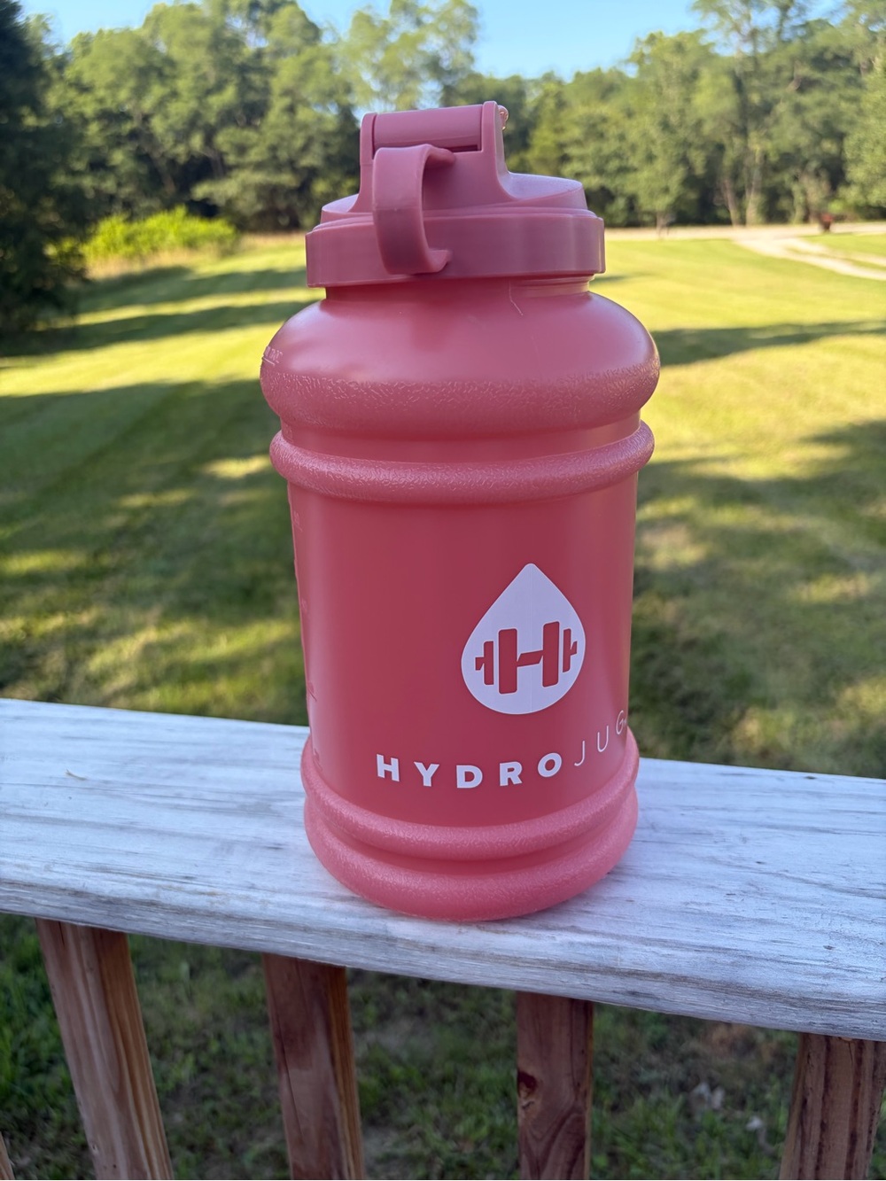 HYDROJUG‎ Pink 73 fl oz Water Bottle Flip Lock Lid Handle Plastic